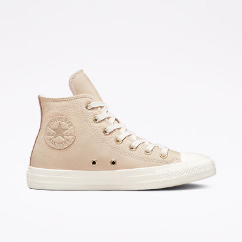 CONVERSE Women’s All-Star High Top Leather BNWOT